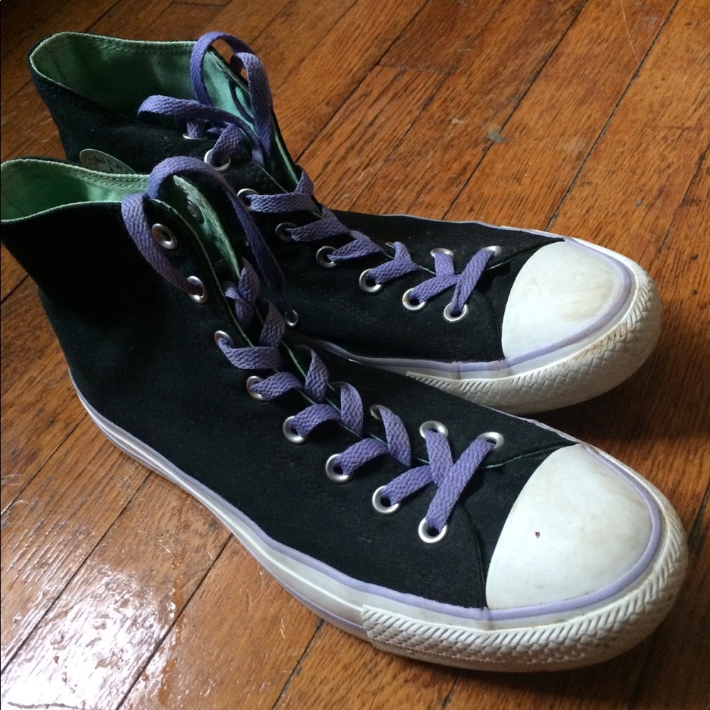 Black Converse